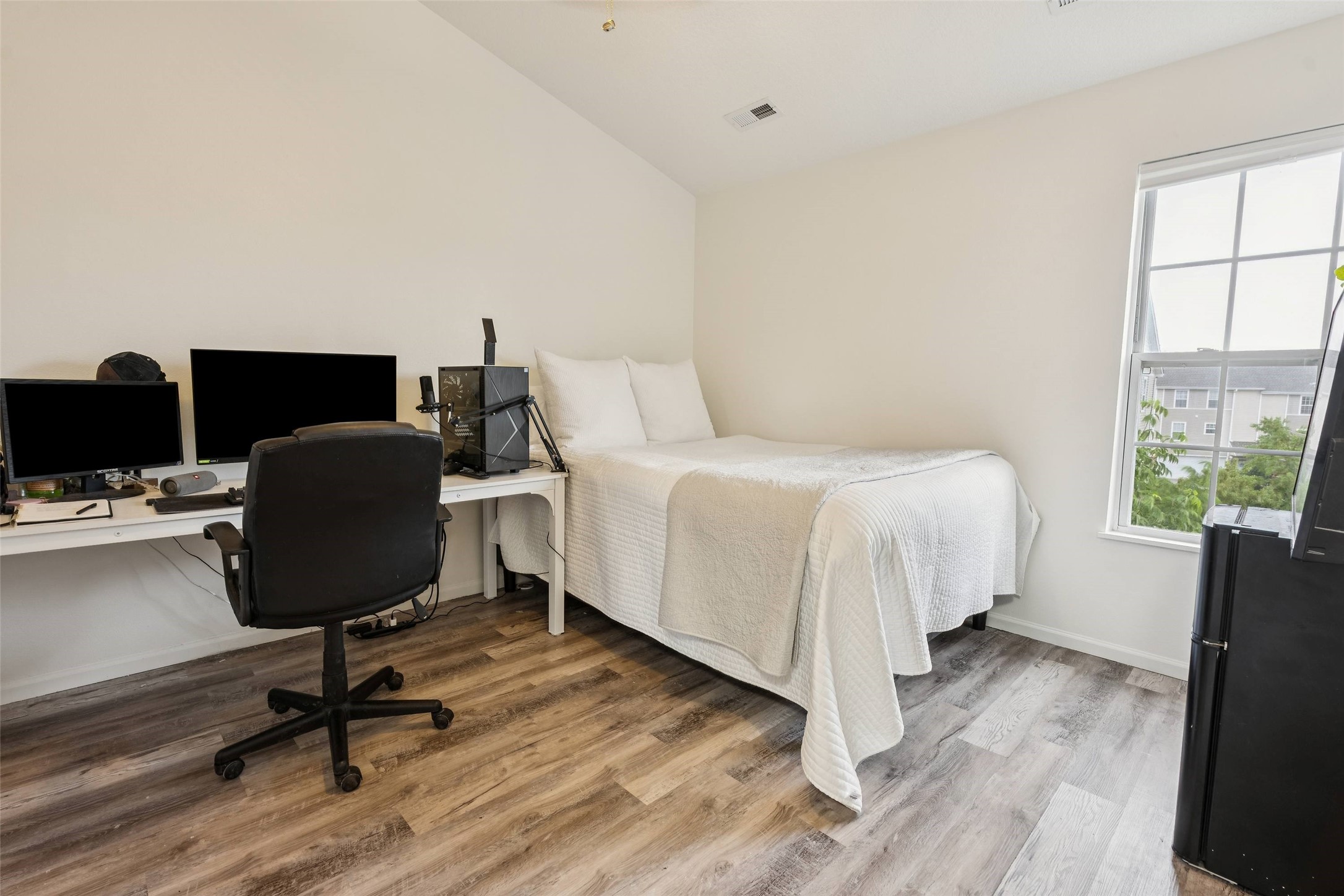 2150 NE 18th Street 101