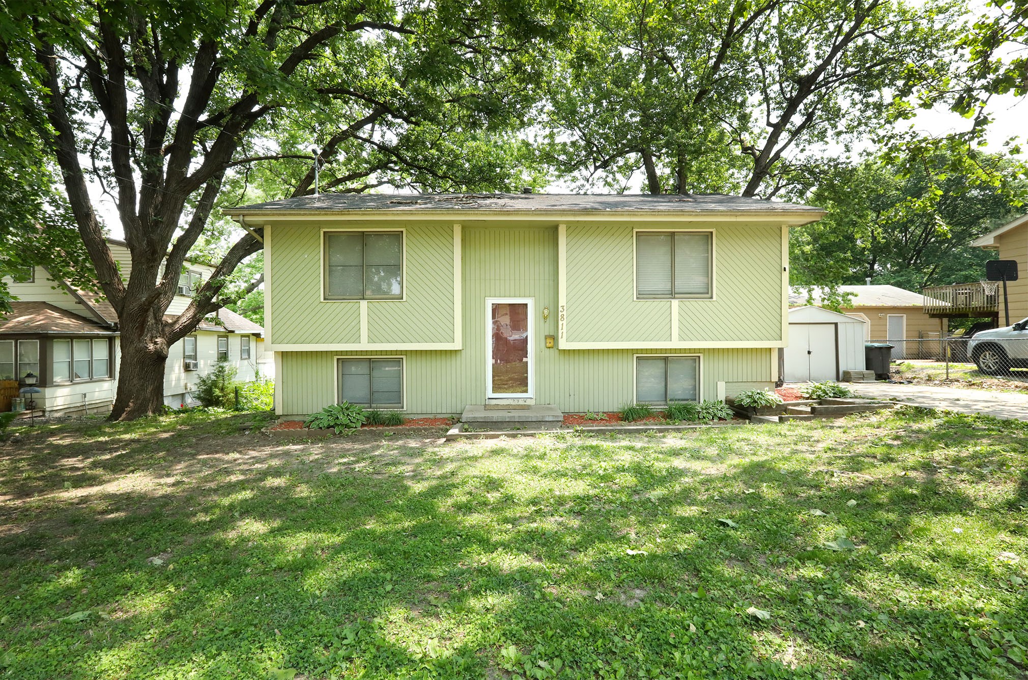 3811 SW 3rd Street