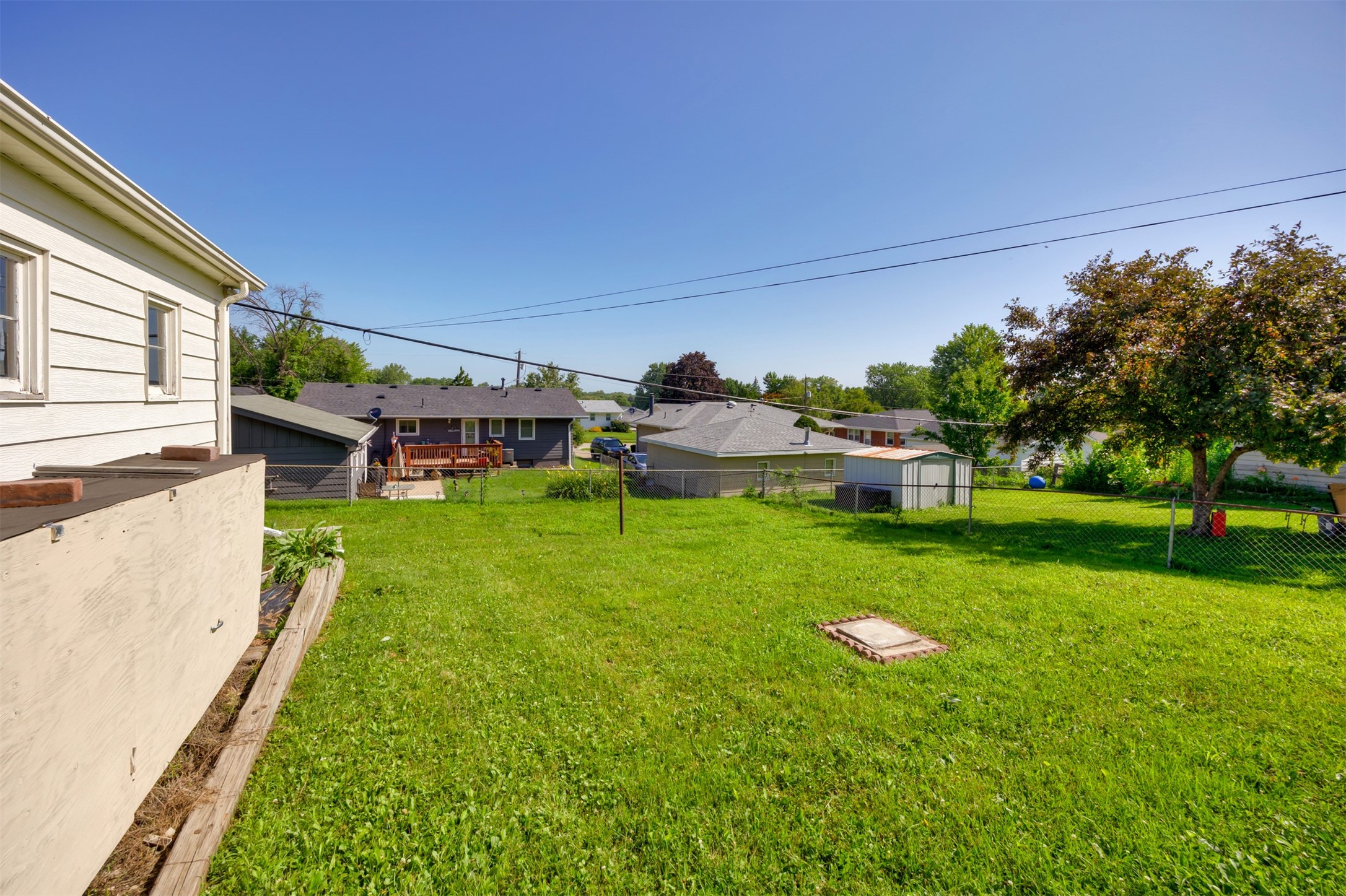 2616 Hull Avenue