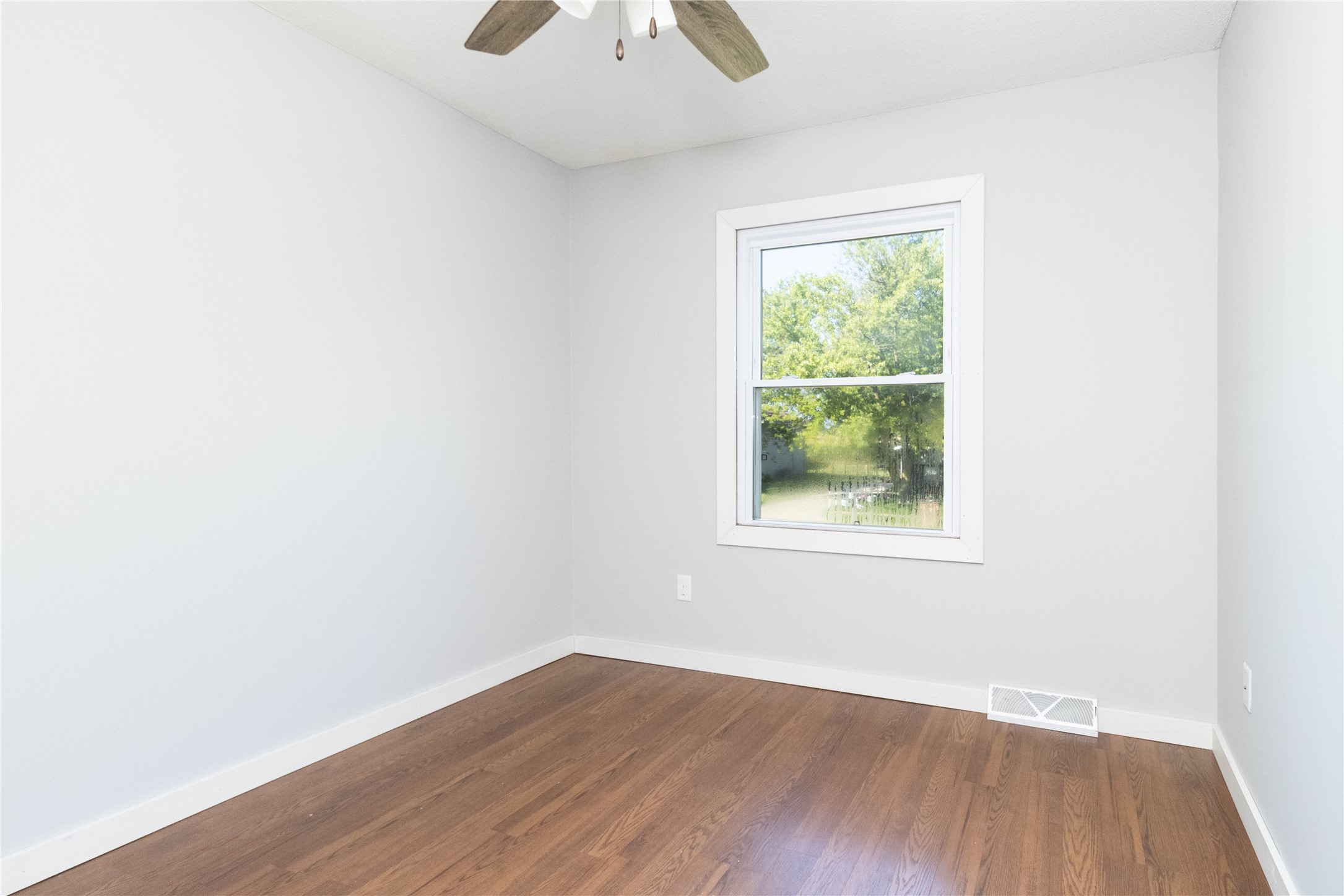 143 Snyder Street SE