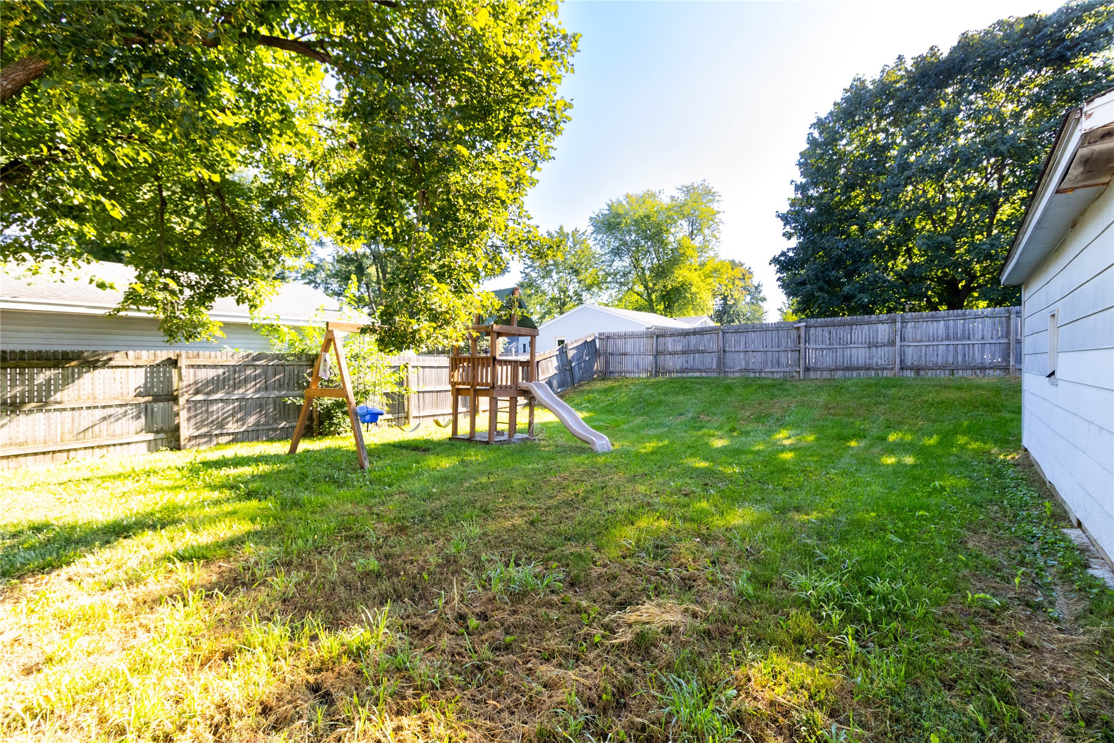 143 Snyder Street SE
