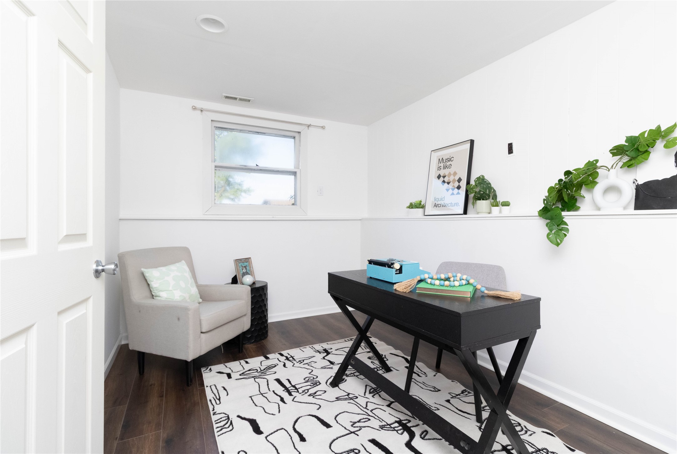 143 Snyder Street SE