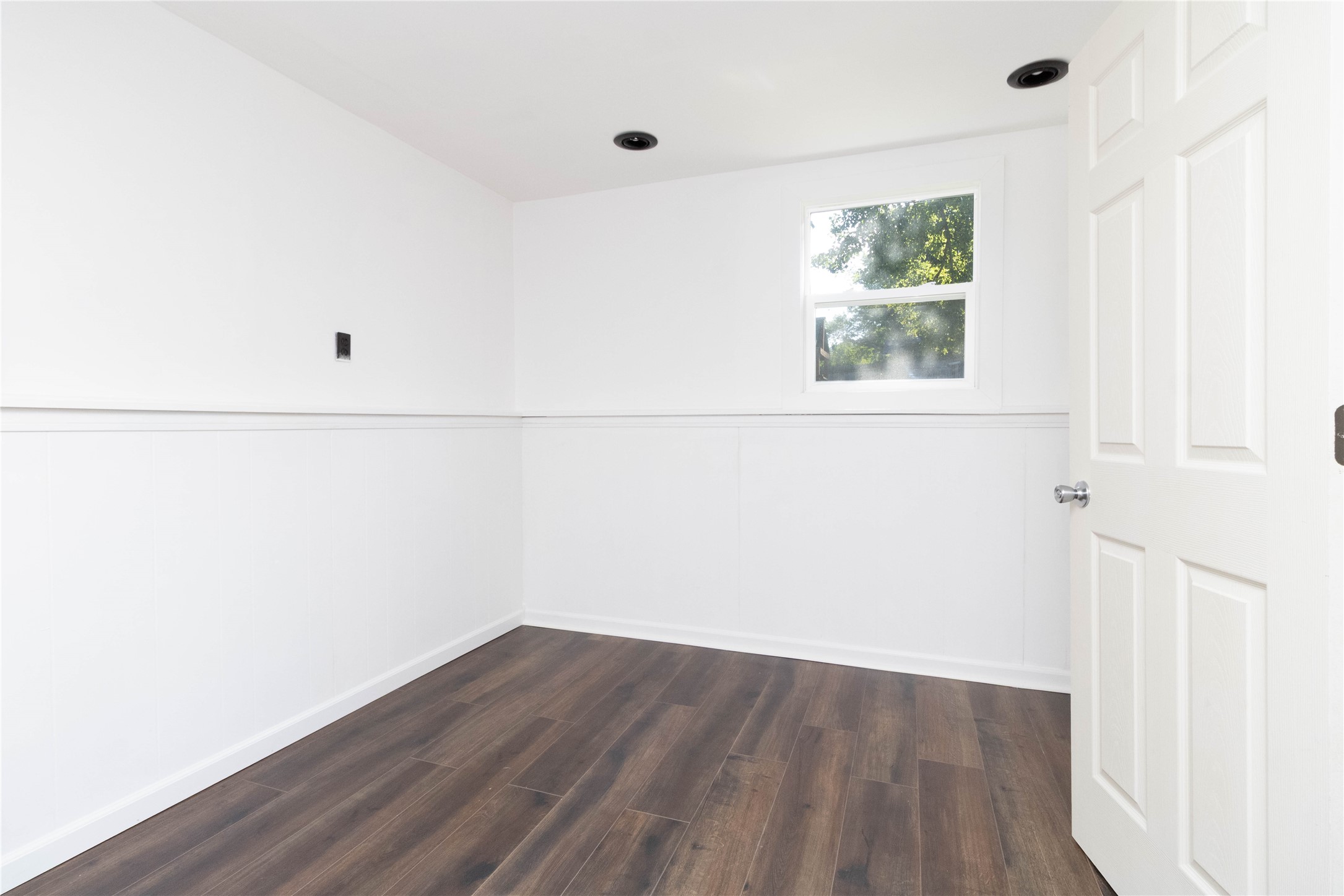 143 Snyder Street SE