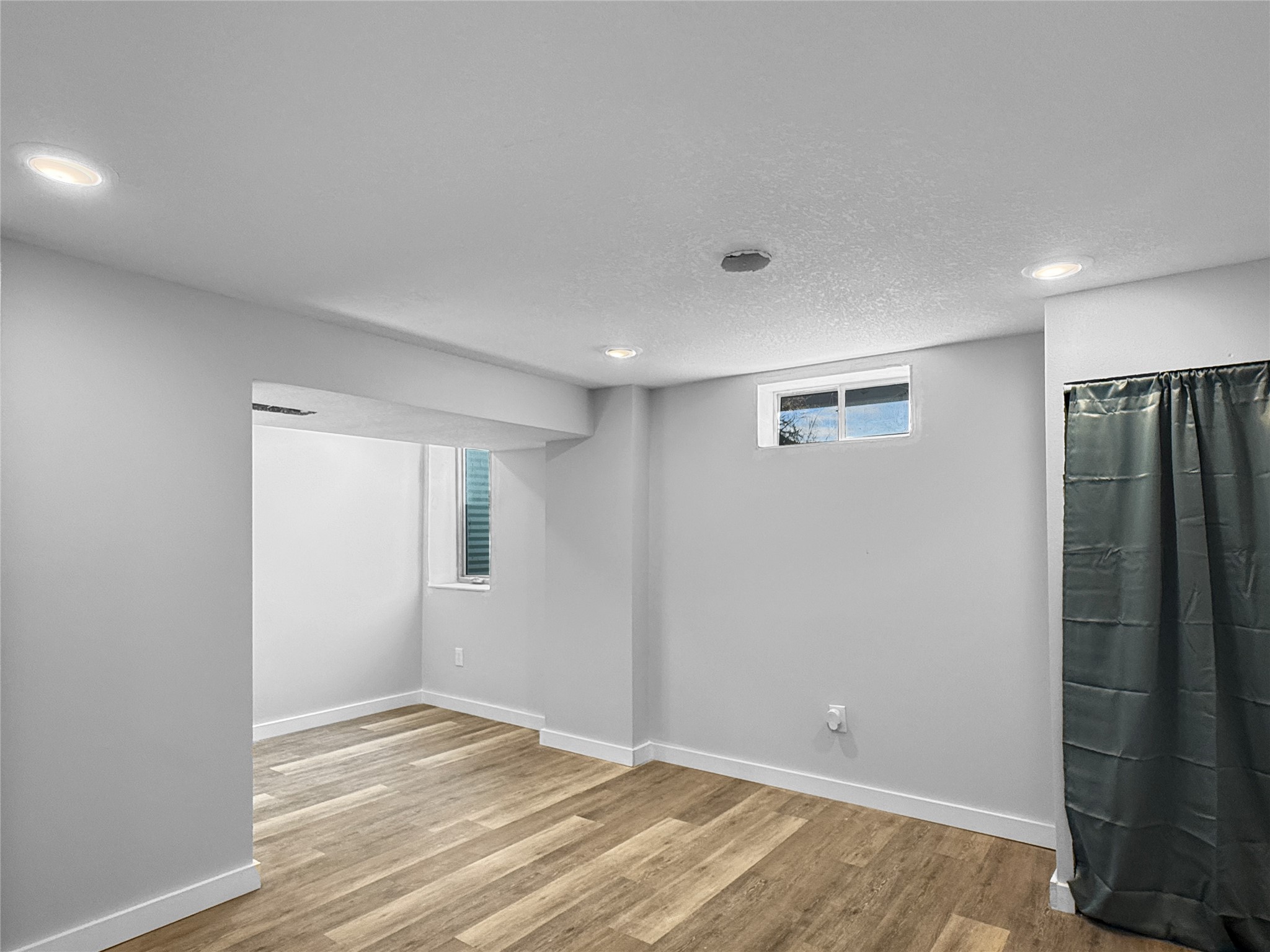 8315 Warren Drive