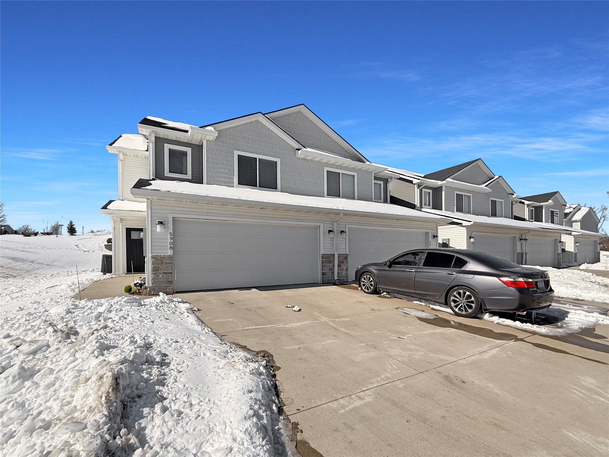 5908 NW 90th Street