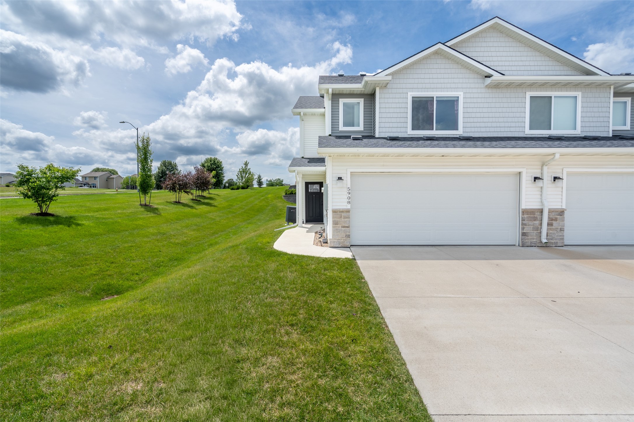 5908 NW 90th Street