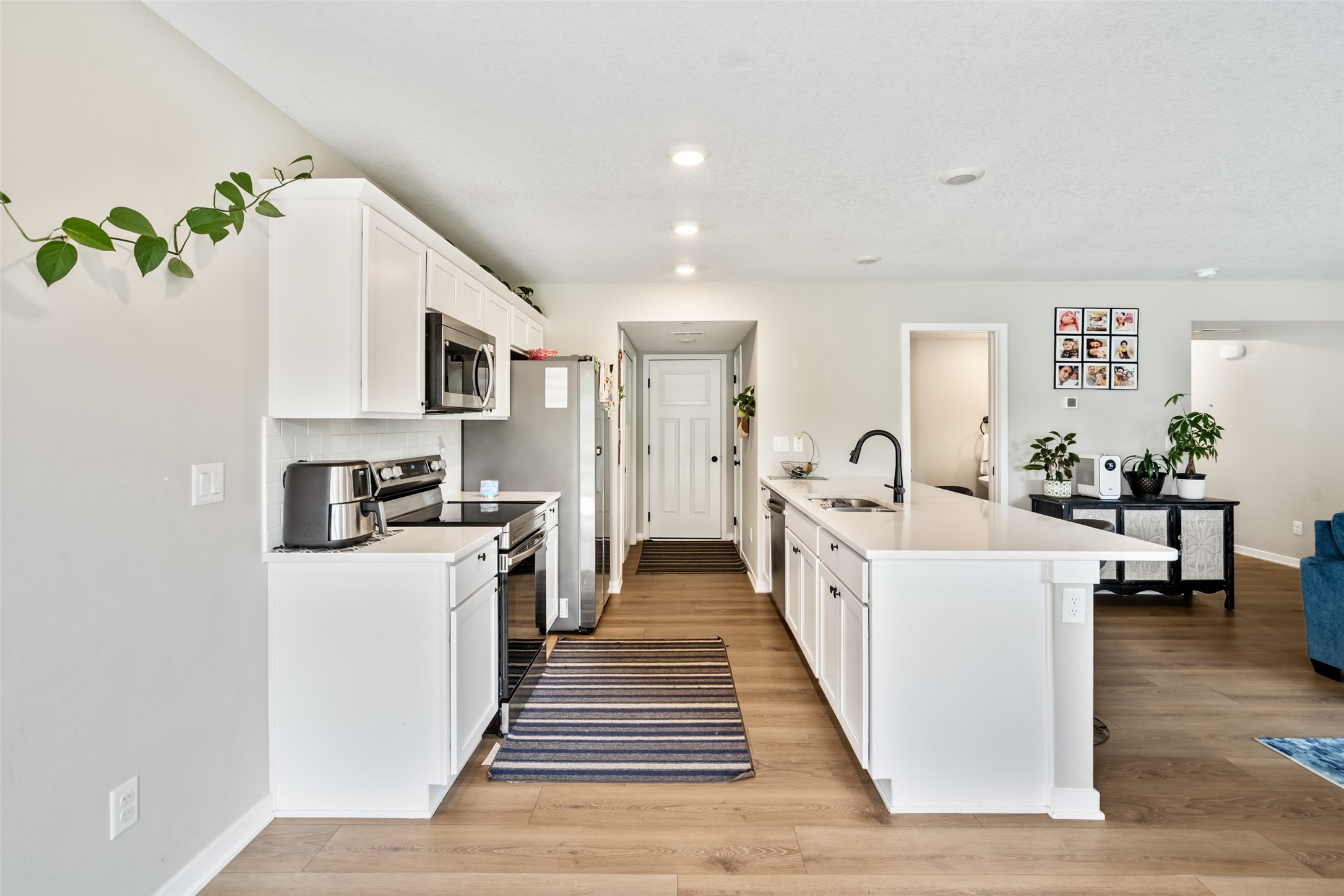5908 NW 90th Street