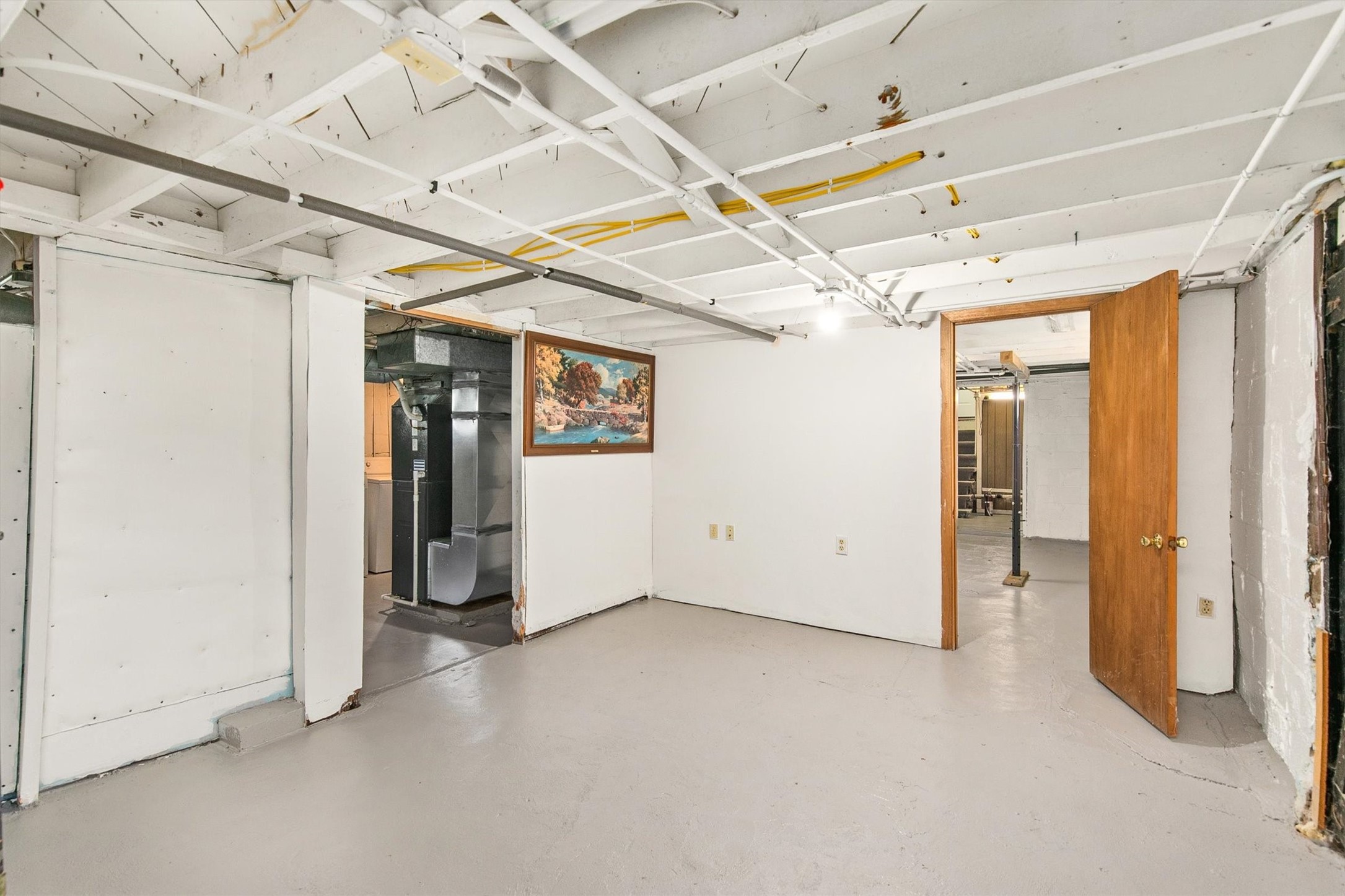 1229 Geil Avenue