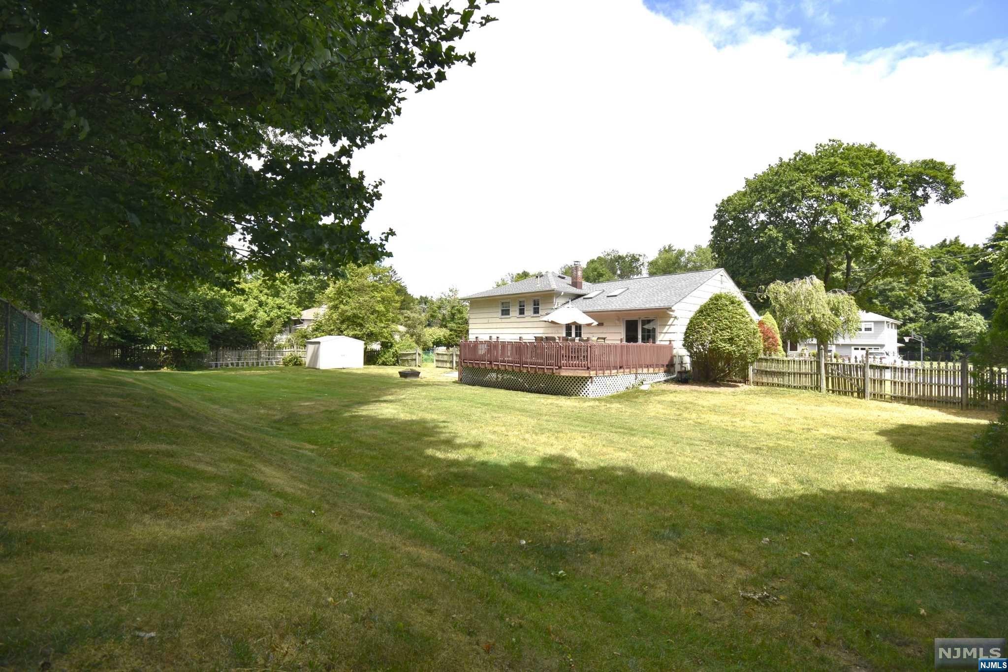 39 Cathyann Court