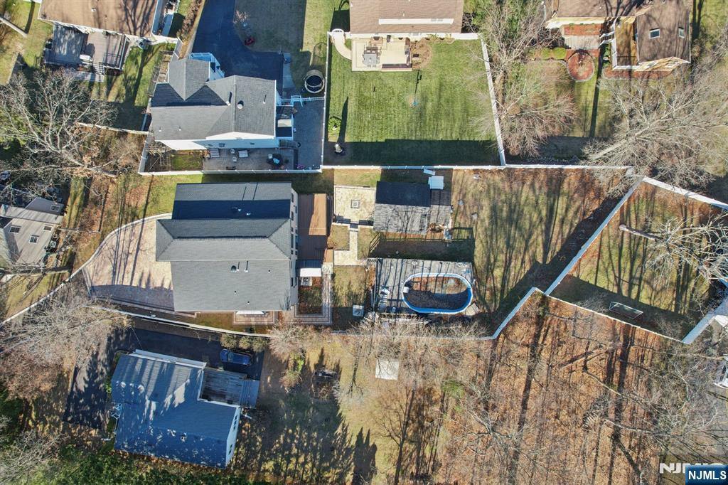 24 Holmes Lane