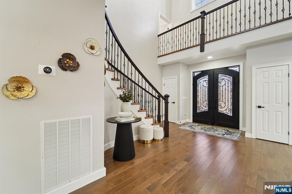 24 Holmes Lane