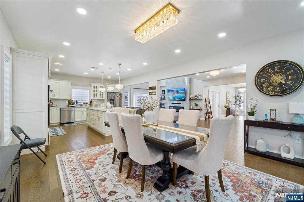 24 Holmes Lane
