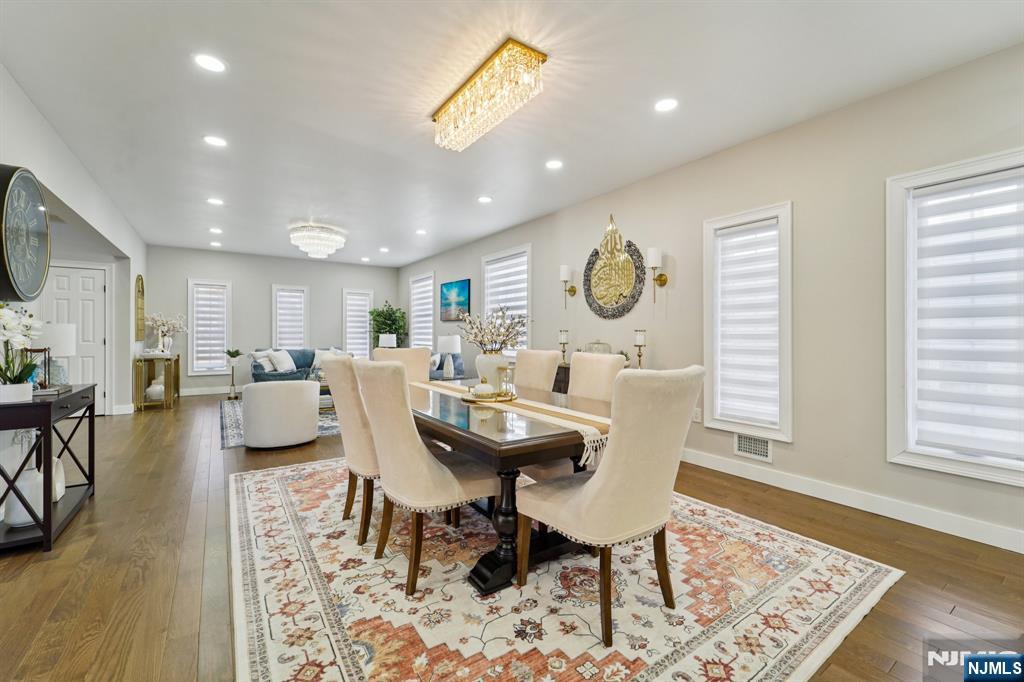 24 Holmes Lane