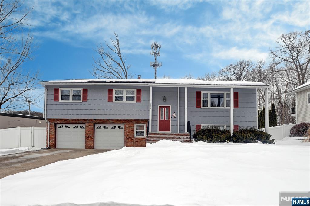 139 Sunset Avenue