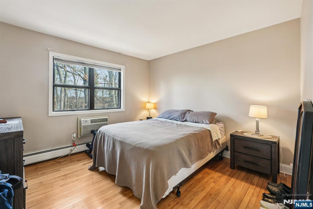 21 Colonial Drive 211