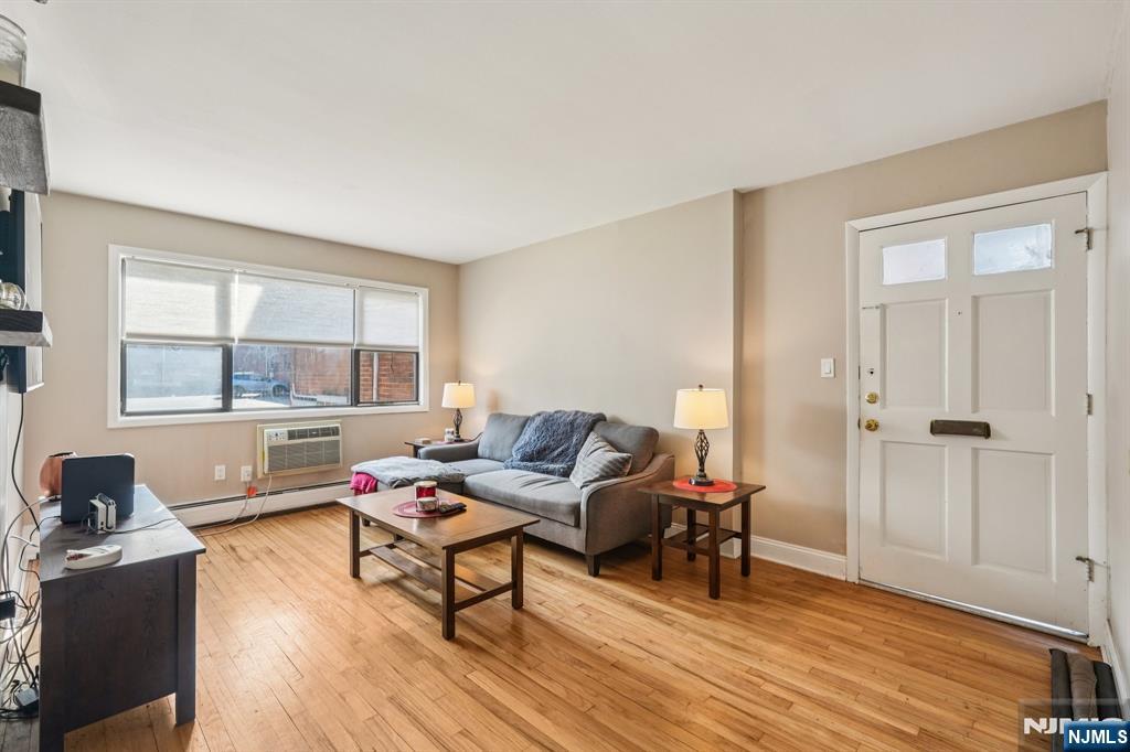 21 Colonial Drive 211