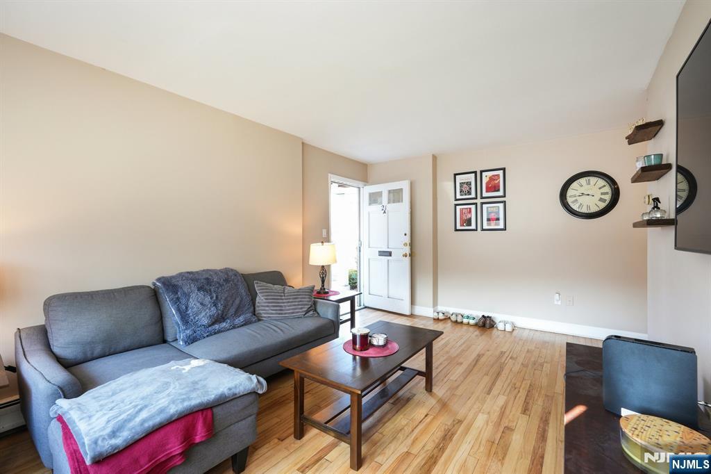 21 Colonial Drive 211