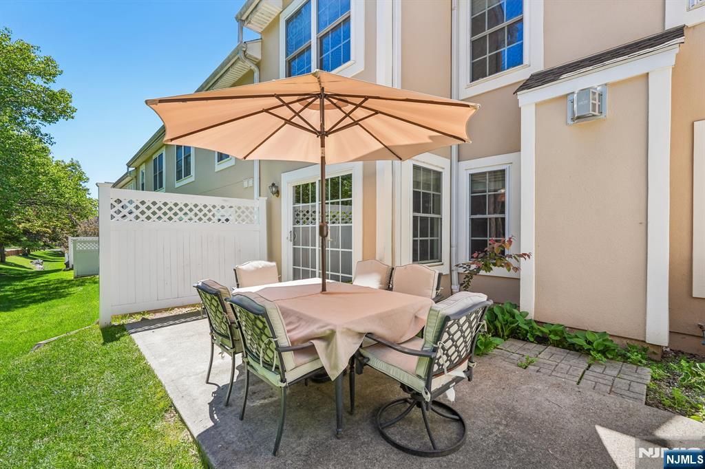 3 Peach Tree Lane