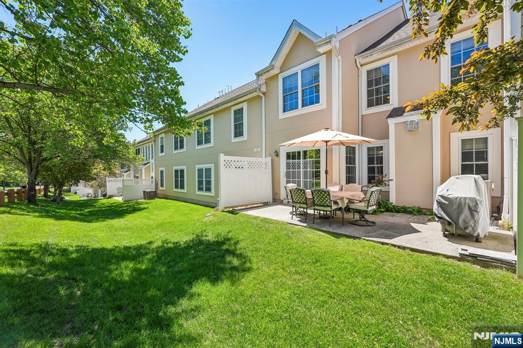 3 Peach Tree Lane