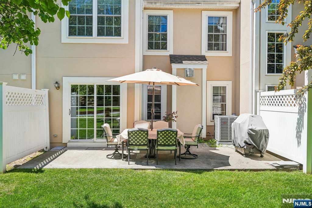 3 Peach Tree Lane