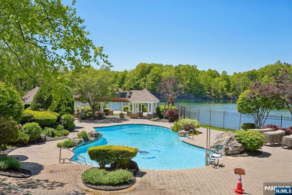 3 Peach Tree Lane