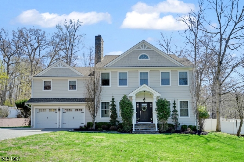 54 Calumet Ave