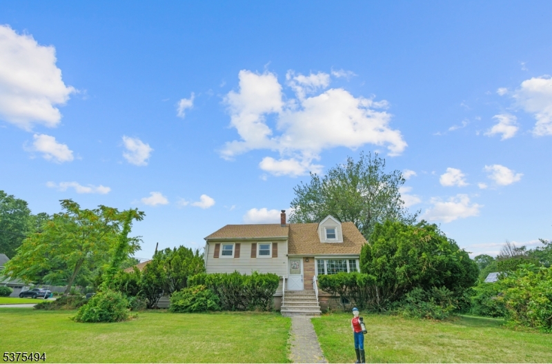 37 Deerfield Rd