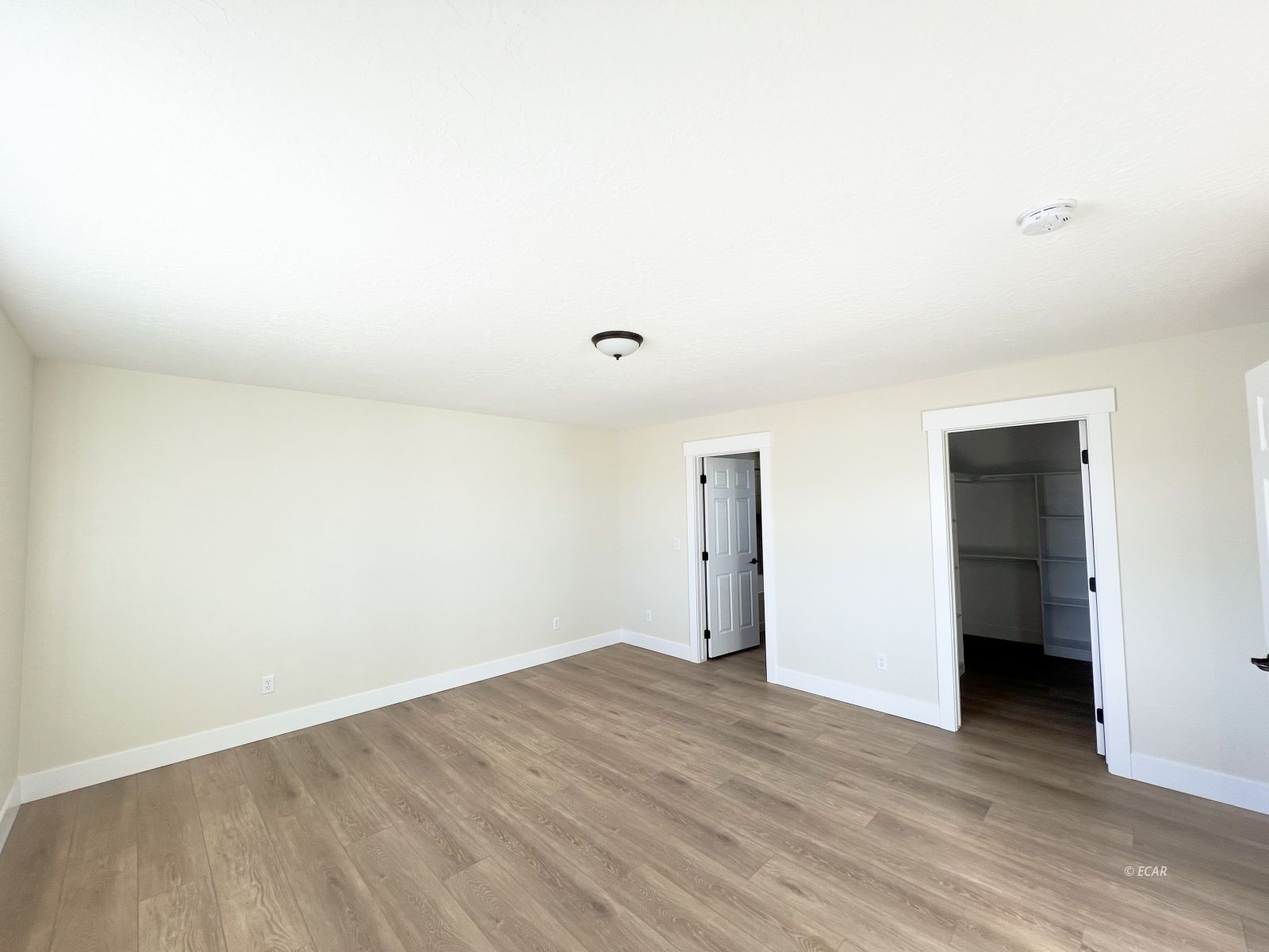 1498 Sun Valley Road
