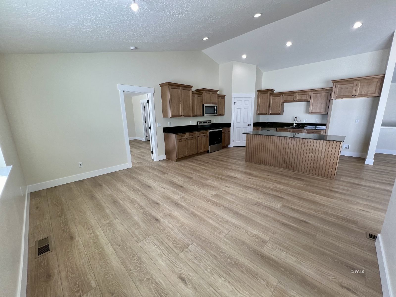 1498 Sun Valley Road