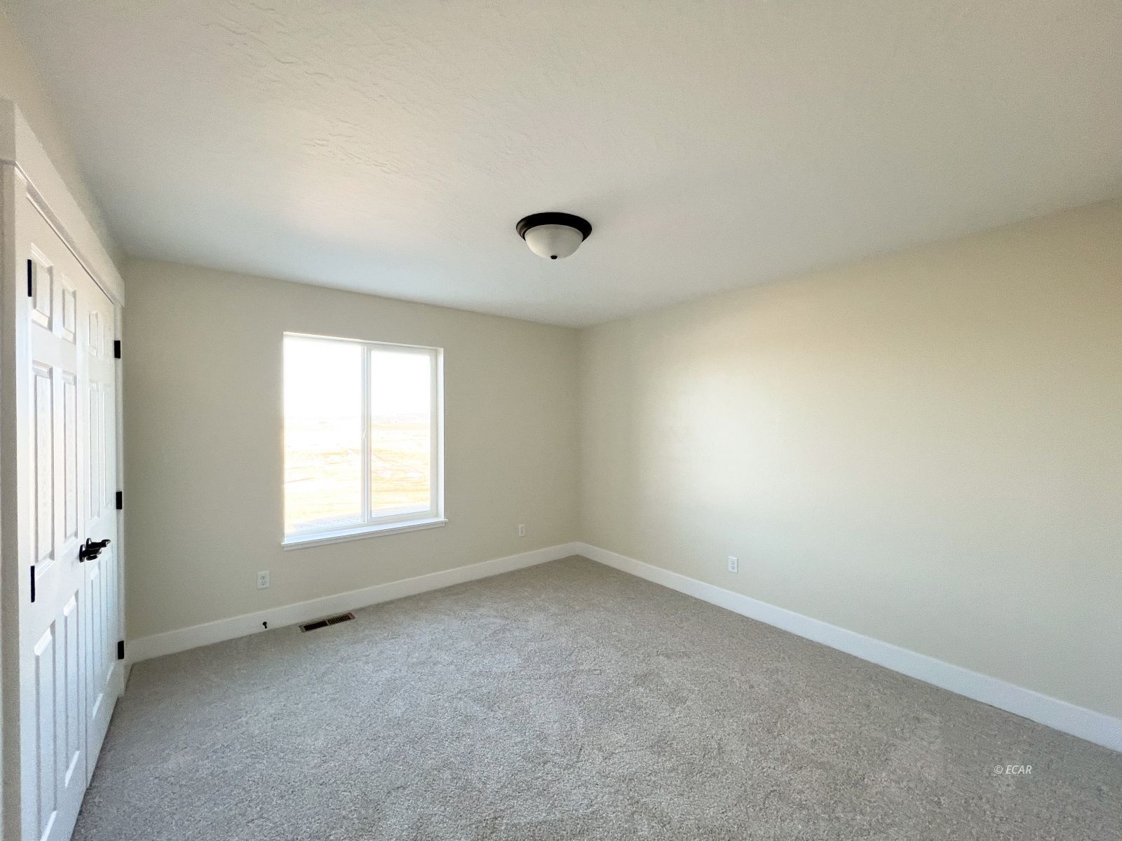 1498 Sun Valley Road