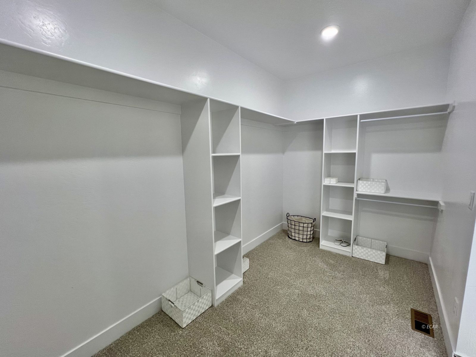 201 Palmers Court