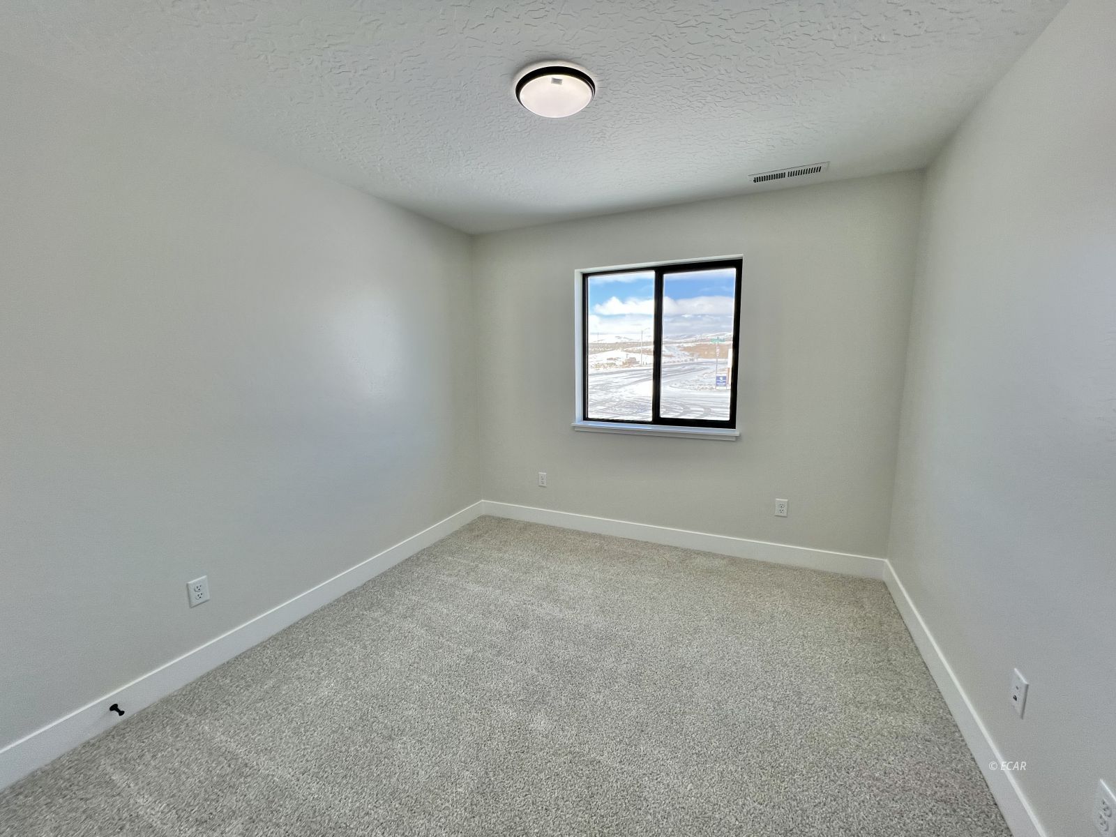 4434 York Boulevard 62