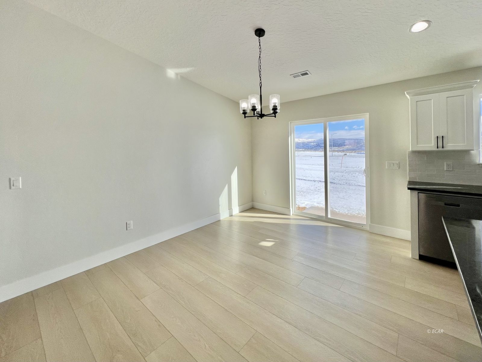 4434 York Boulevard 62