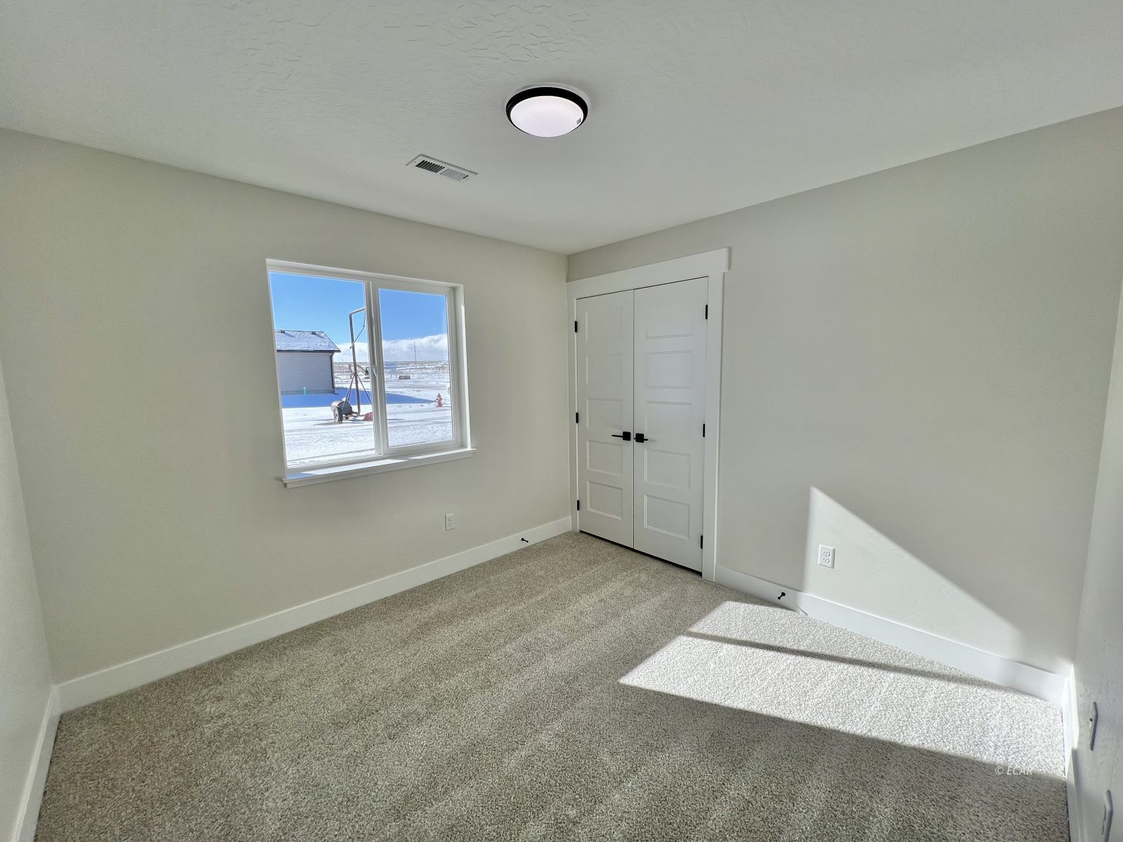 4434 York Boulevard 62