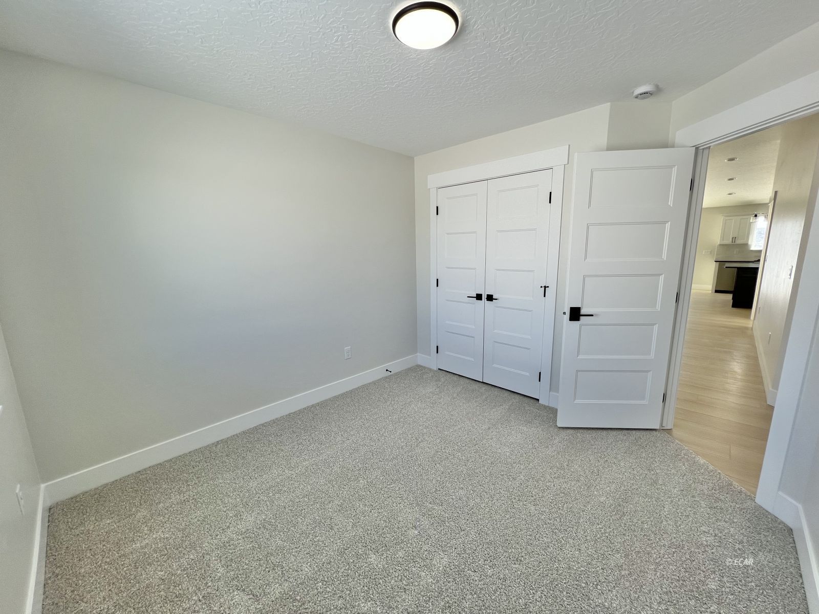 4434 York Boulevard 62
