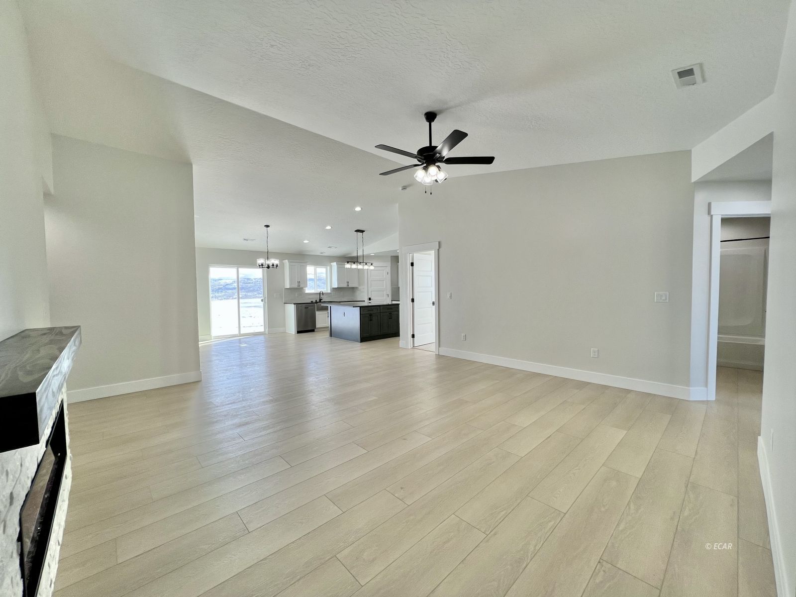 4434 York Boulevard 62