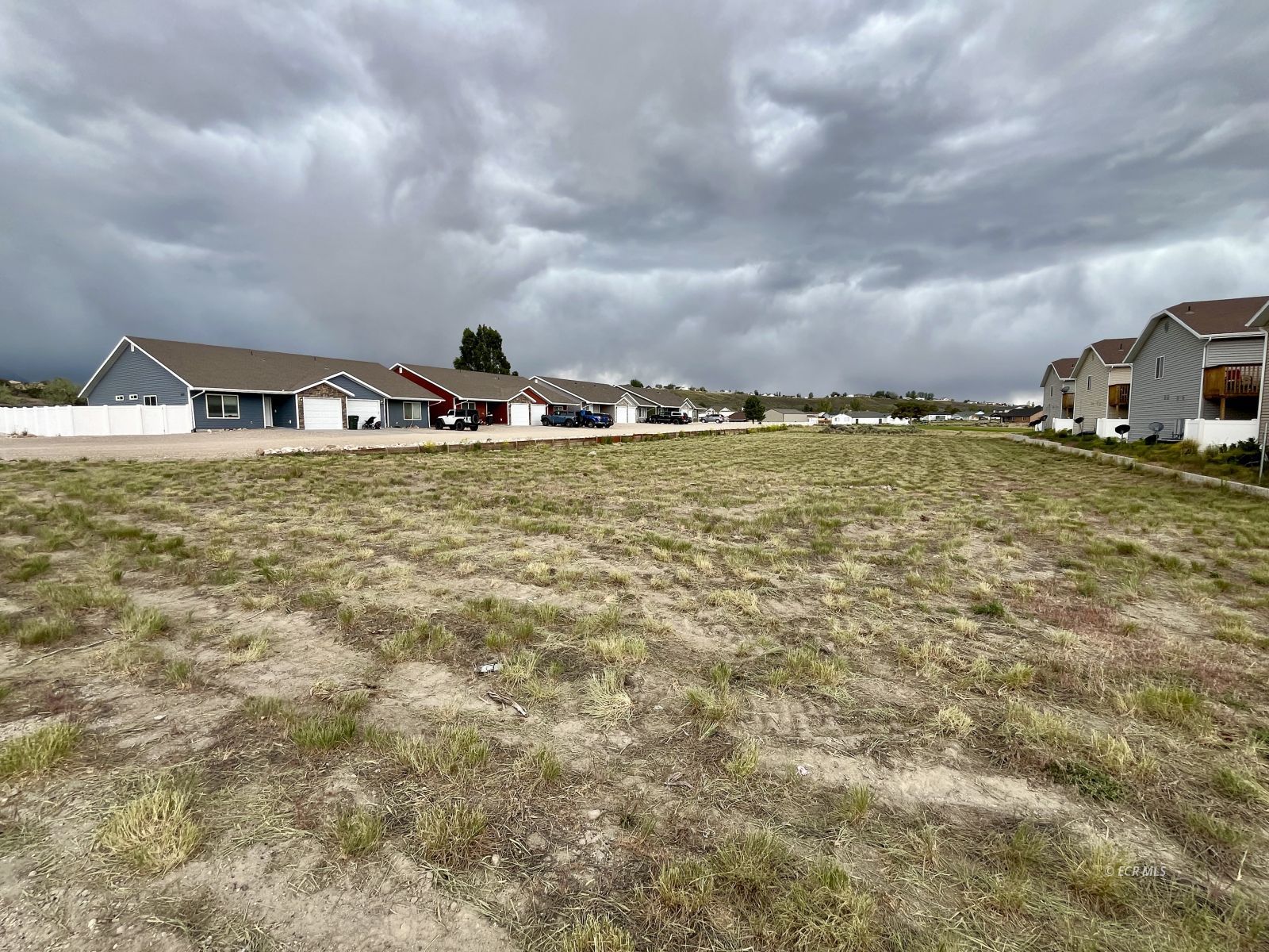 281 Country Club Parkway