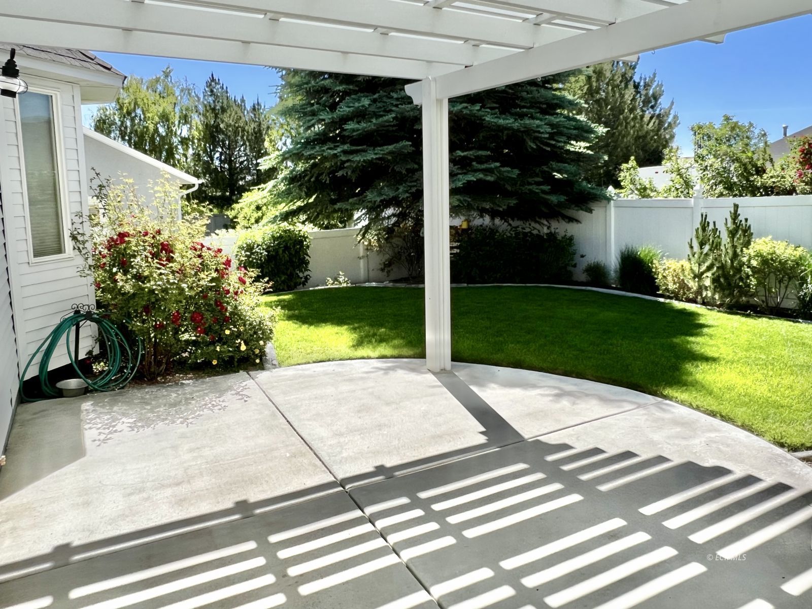 1813 Sequoia Drive
