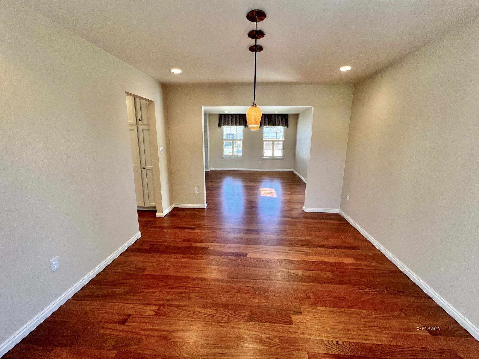 1813 Sequoia Drive