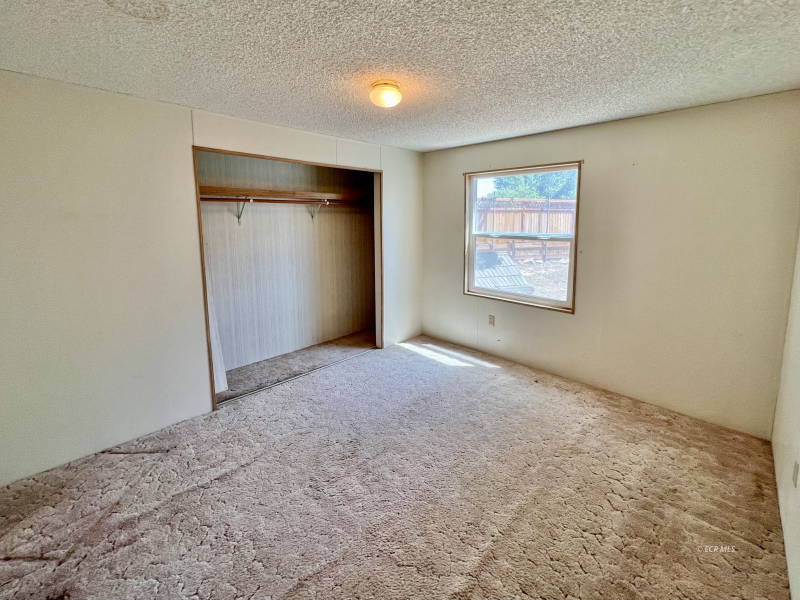 2833 Wrangler Circle