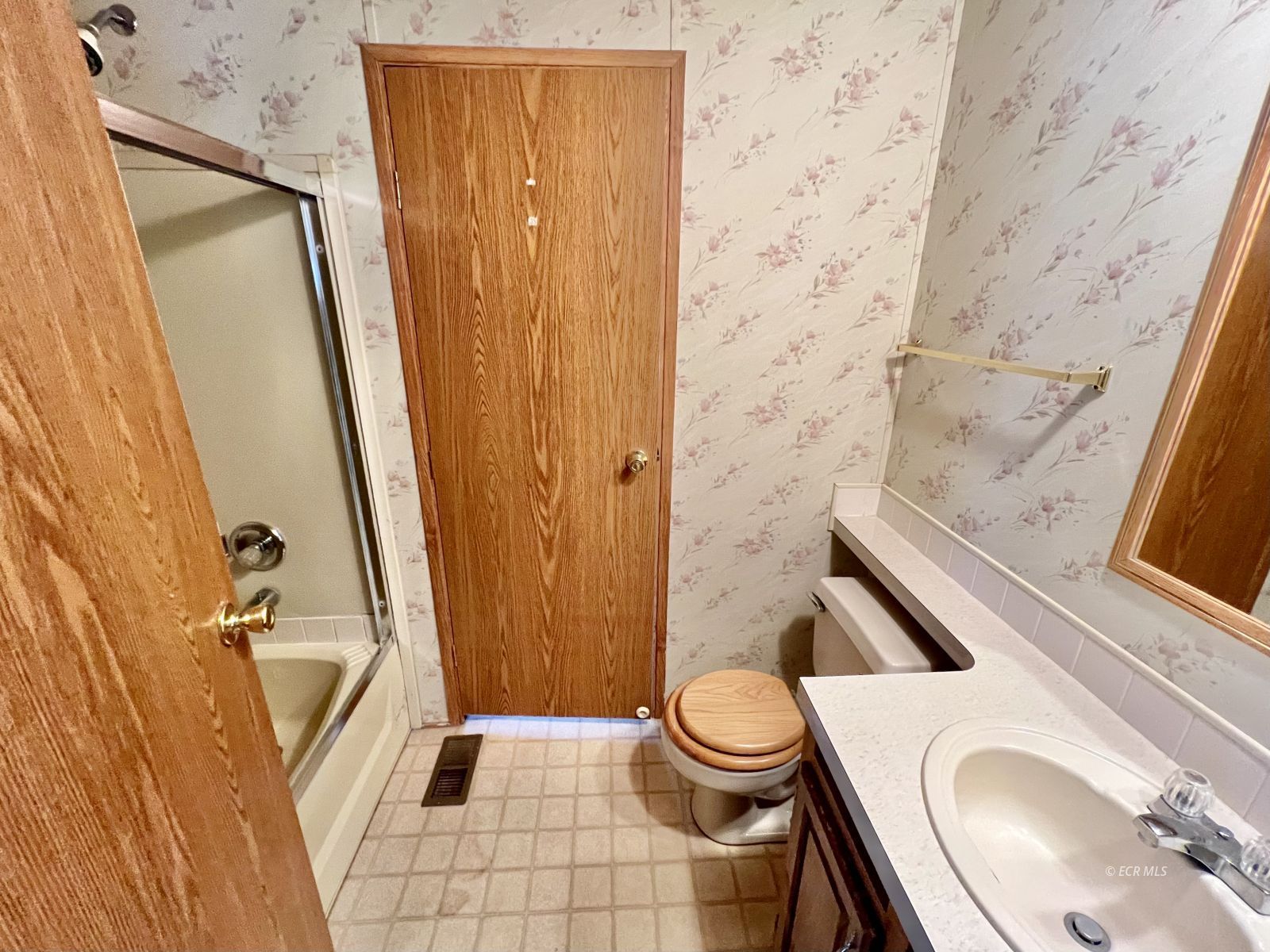 2833 Wrangler Circle