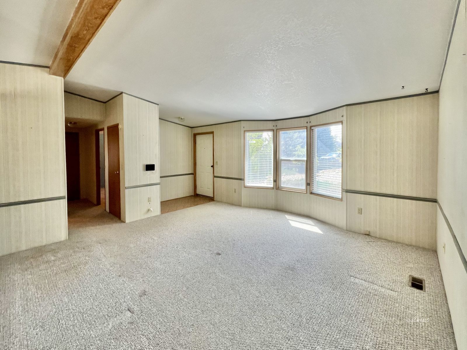 2833 Wrangler Circle