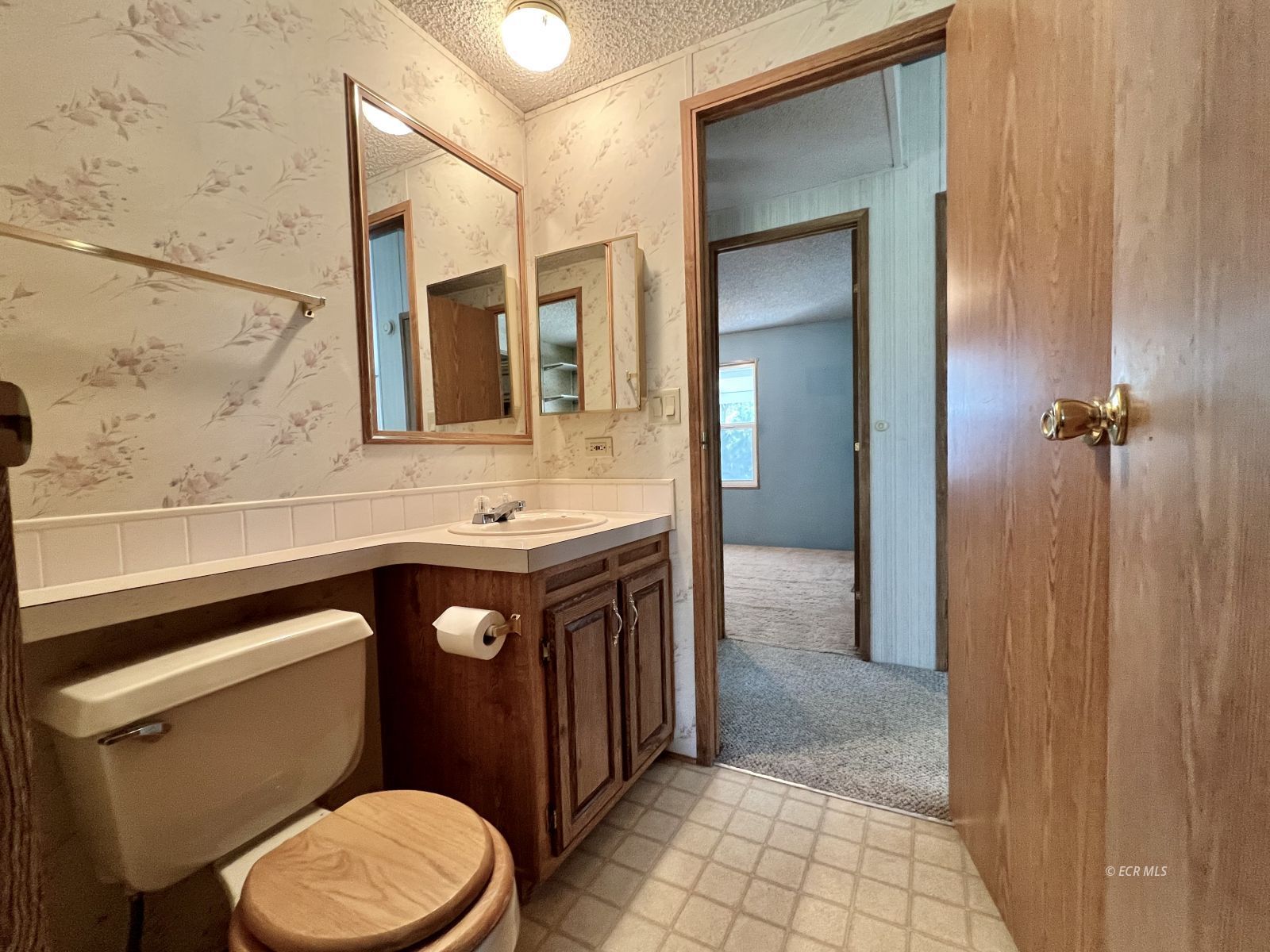 2833 Wrangler Circle