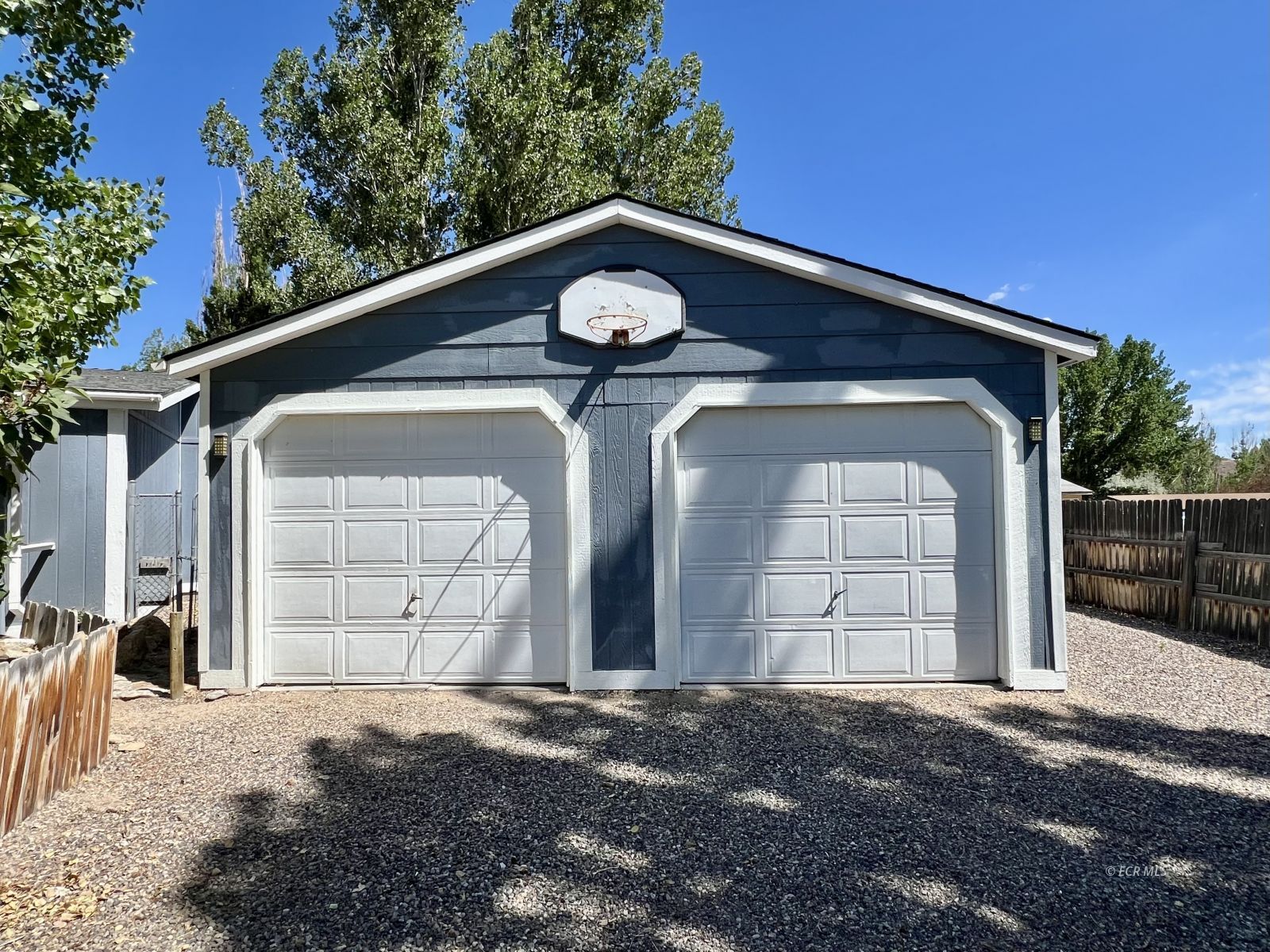 2833 Wrangler Circle