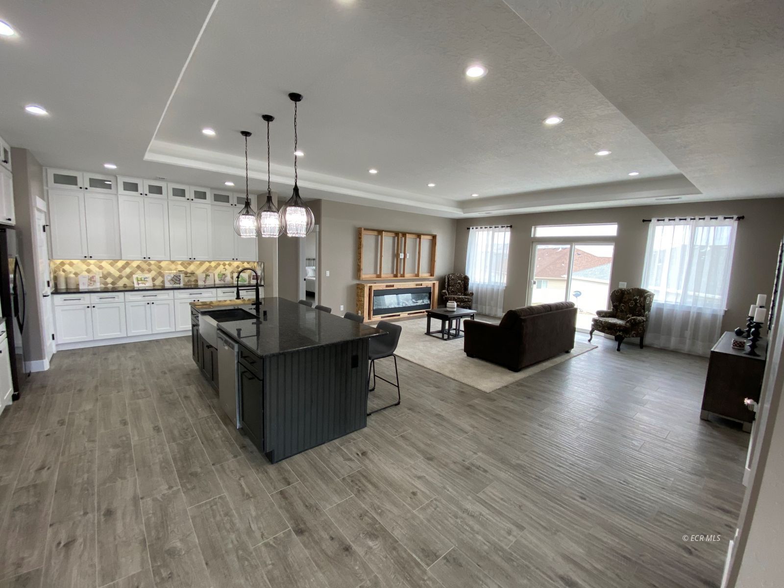1933 Pheasant Drive