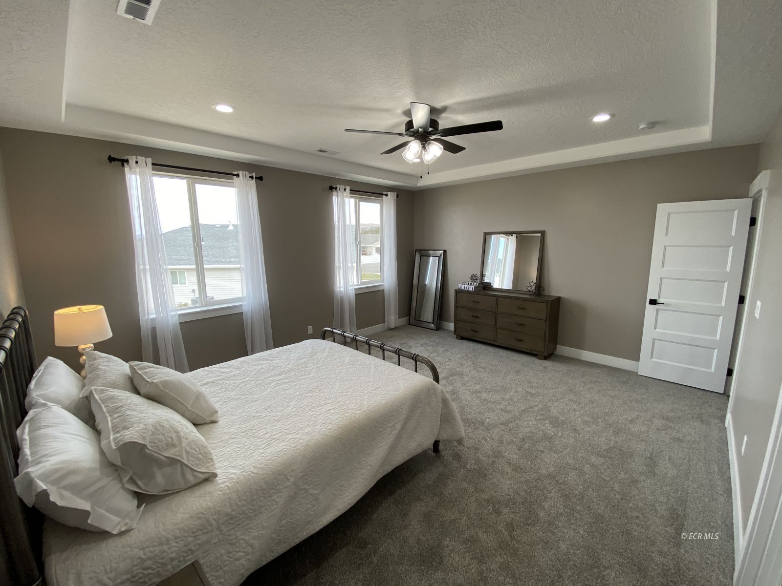 1933 Pheasant Drive
