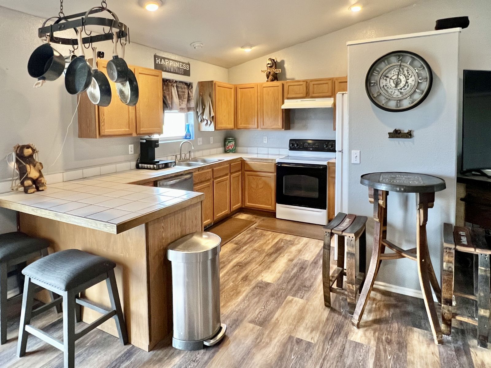 865 Black Oak Drive