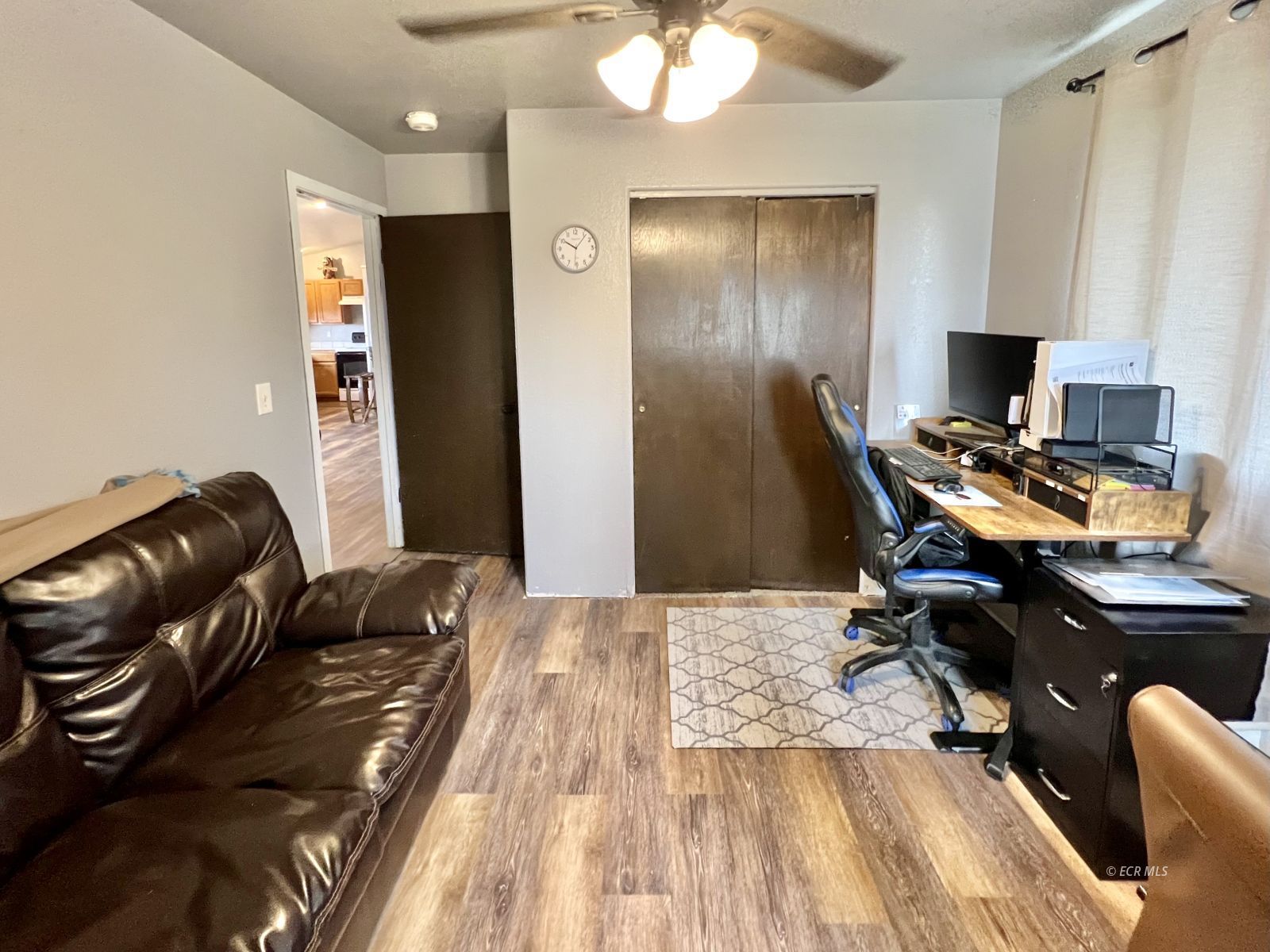 865 Black Oak Drive