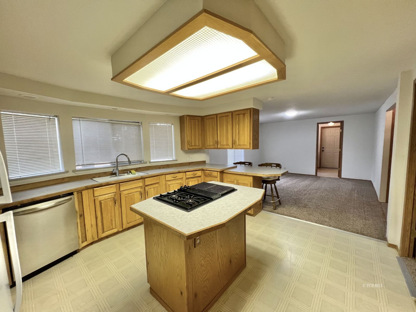 592 Gilia Place