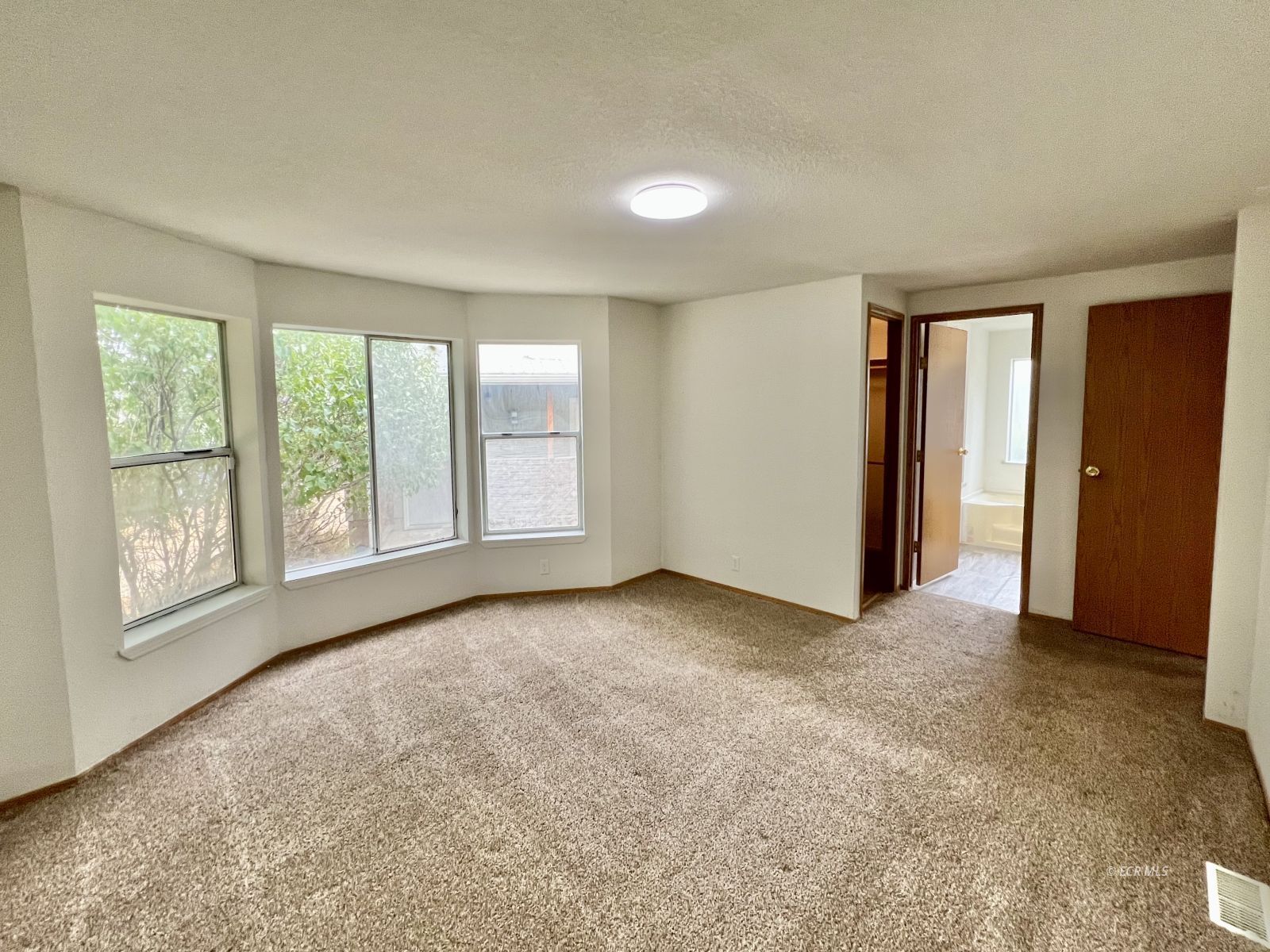 592 Gilia Place